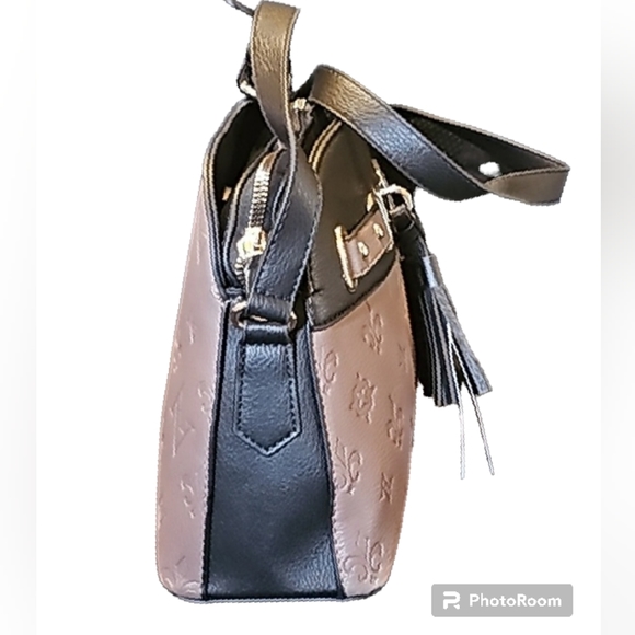 ADRIENNE VITTADINI Marsellies Signature Collection Domed Crossbody Bag - Picture 3 of 7